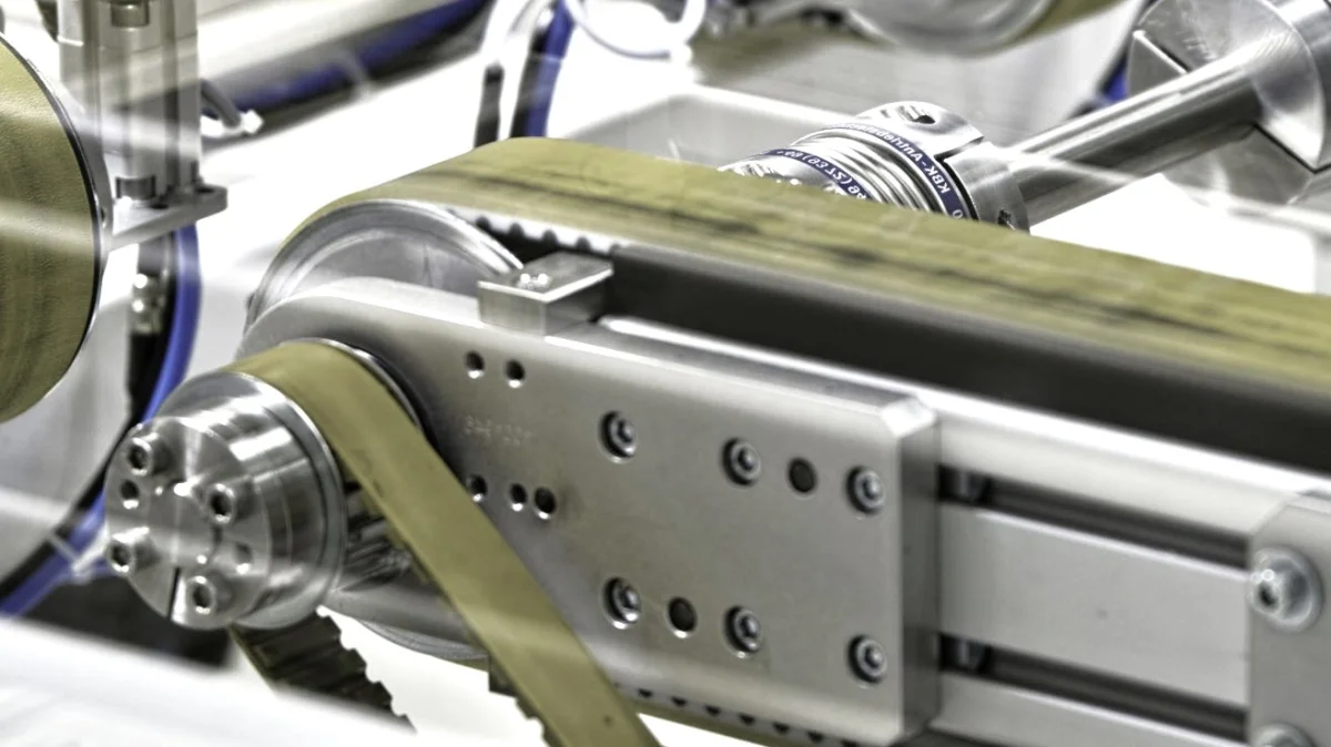 Découvrez les types de courroies de voiture : fonctions et modèles - courroie de voiture