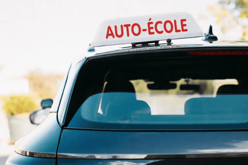 Combien coûte le permis de conduire (B) en 2026 ? - permis de conduire B