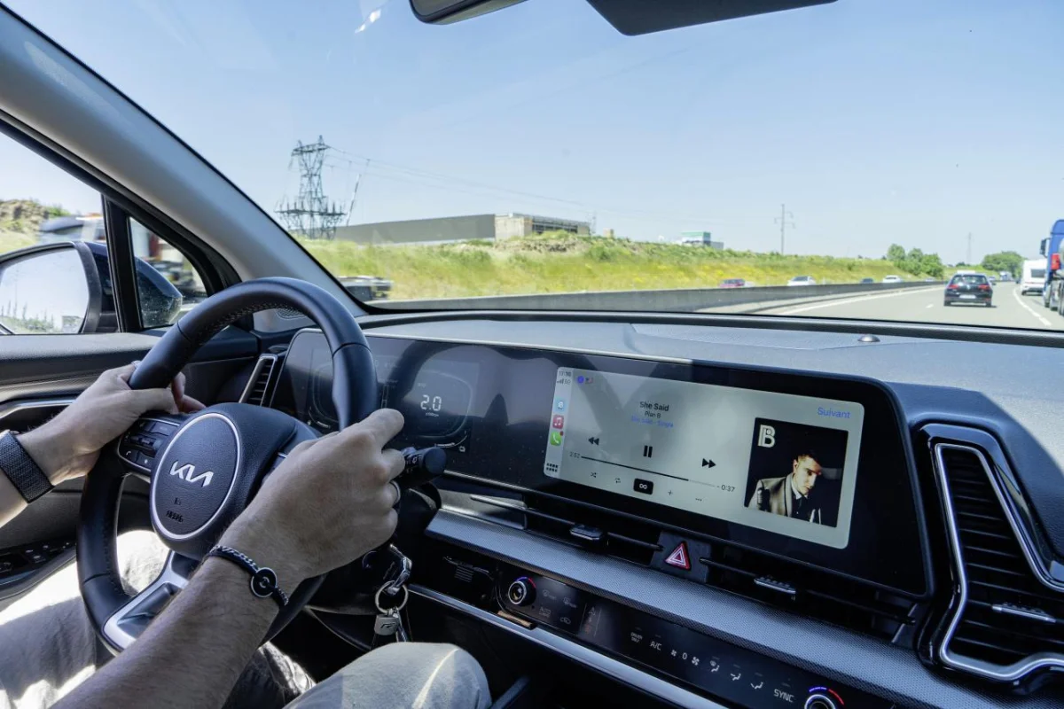 Écouter de la musique en voiture : un risque insoupçonné ? - musique en voiture