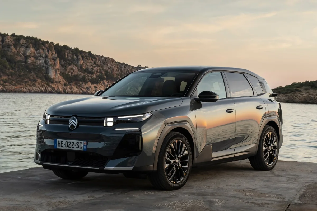 Découvertes étonnantes au volant du Citroën ë-C5 Aircross - Citroën ë-C5 Aircross