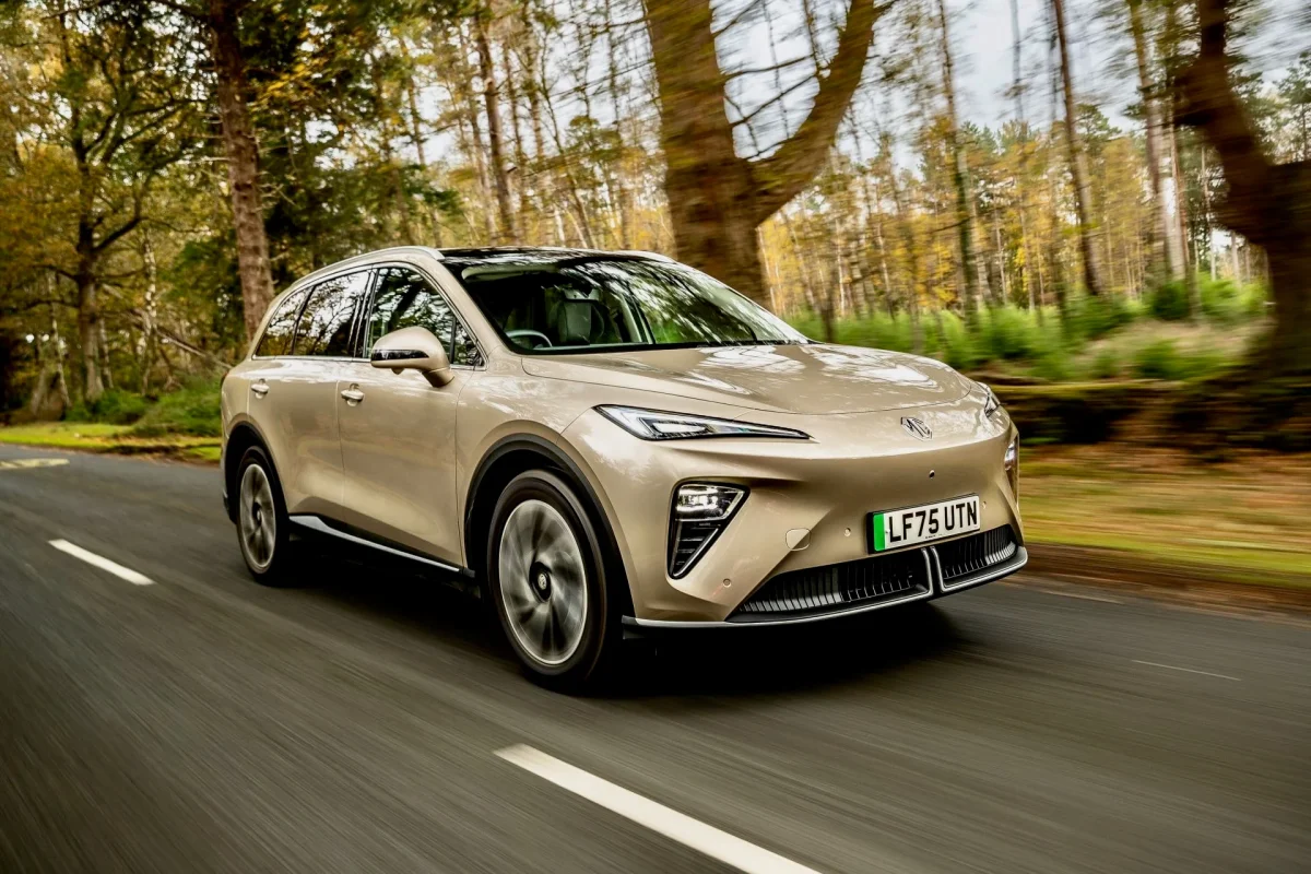 MGS6 EV : SUV électrique de MG à partir de 44 990 € - MGS6 EV