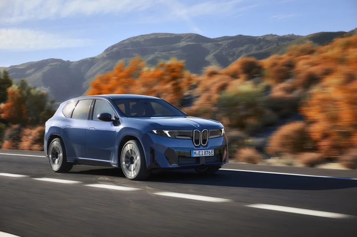 BMW iX3 2026 : nouvelle version économique, 320 ch, 600 km - BMW iX3