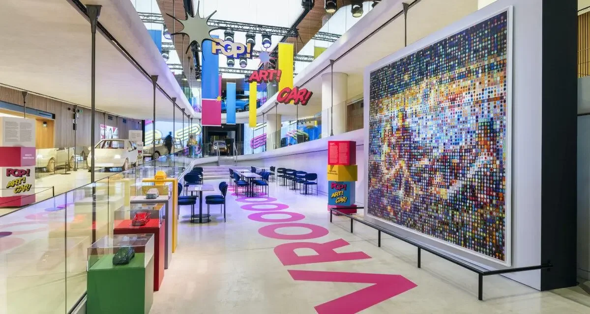 Exposition Renault : Art et Culture aux Champs-Elysées - Renault