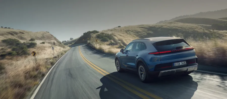 Découvrez le Porsche Cayenne S électrique : puissance et efficacité - Porsche Cayenne S