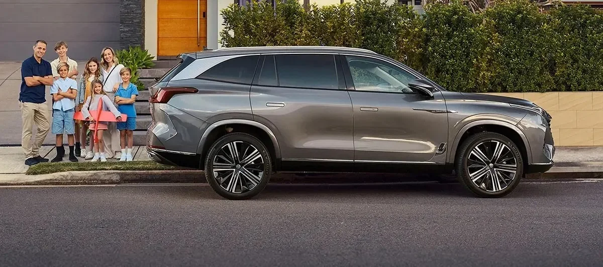 MGS9 : Le SUV hybride 7 places avec 100 km d'autonomie - MGS9