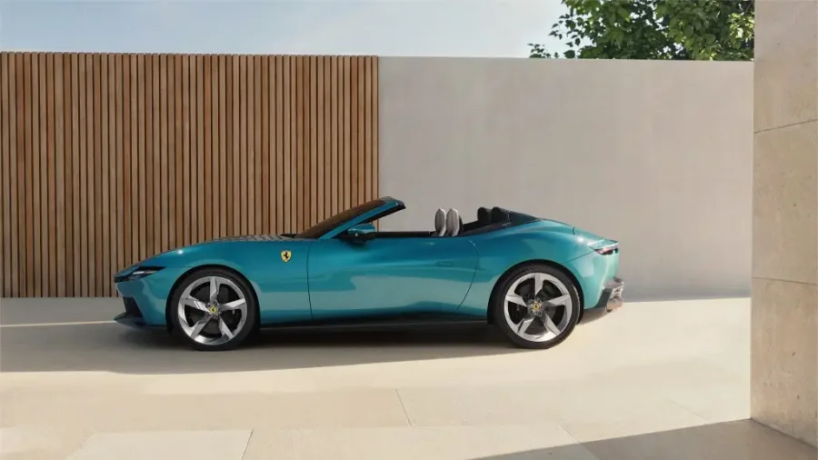 Ferrari Amalfi Spider : la nouvelle ère après la Roma cabriolet - Ferrari Amalfi Spider