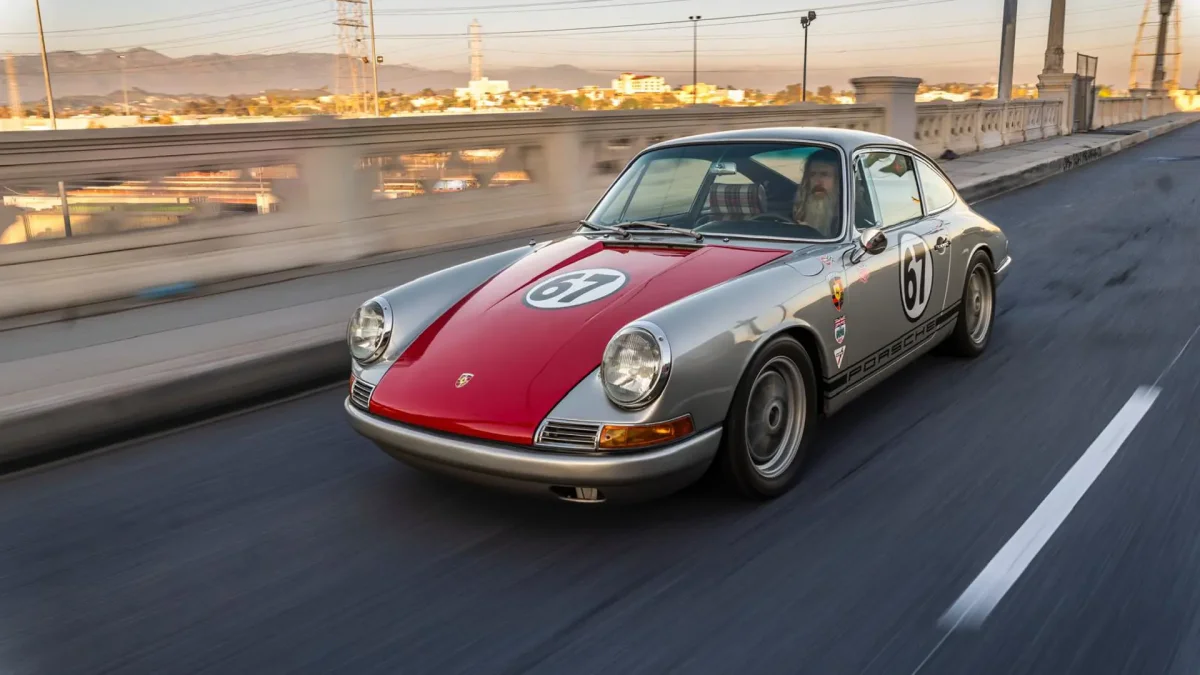 Succès record pour la vente des Porsche Magnus Walker Outlaw - Porsche Magnus Walker