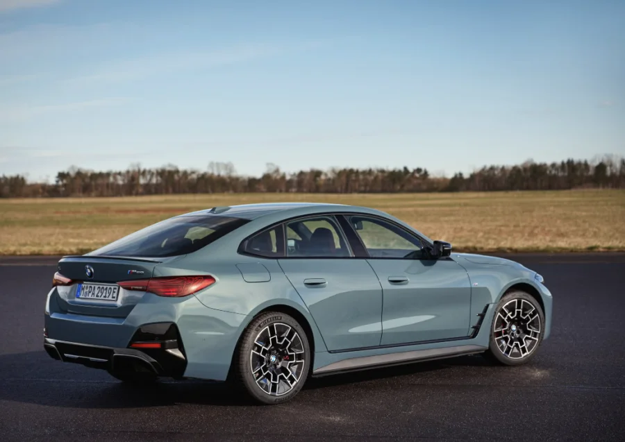 BMW i4 : Illustration du coupé électrique basé sur la i3 - BMW i4