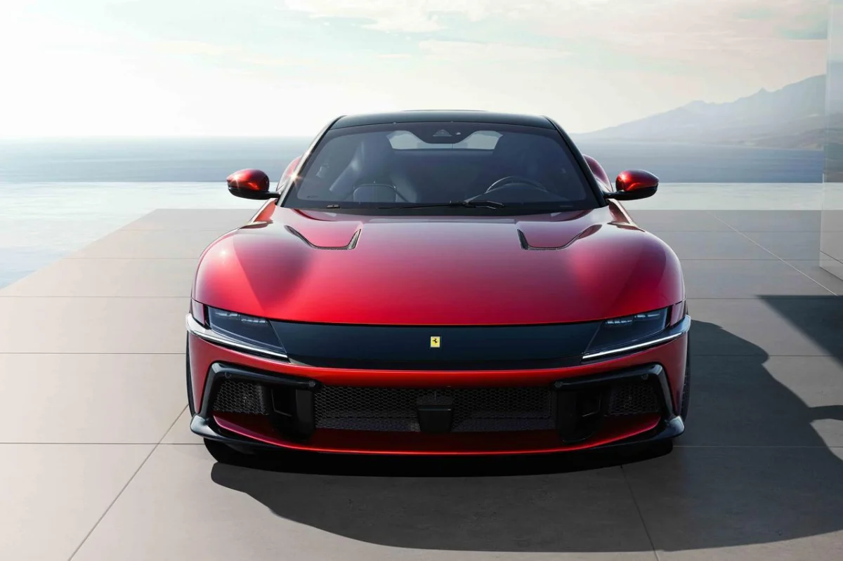 Ferrari électrique : Design futuriste inspiré des tech géantes - Ferrari électrique