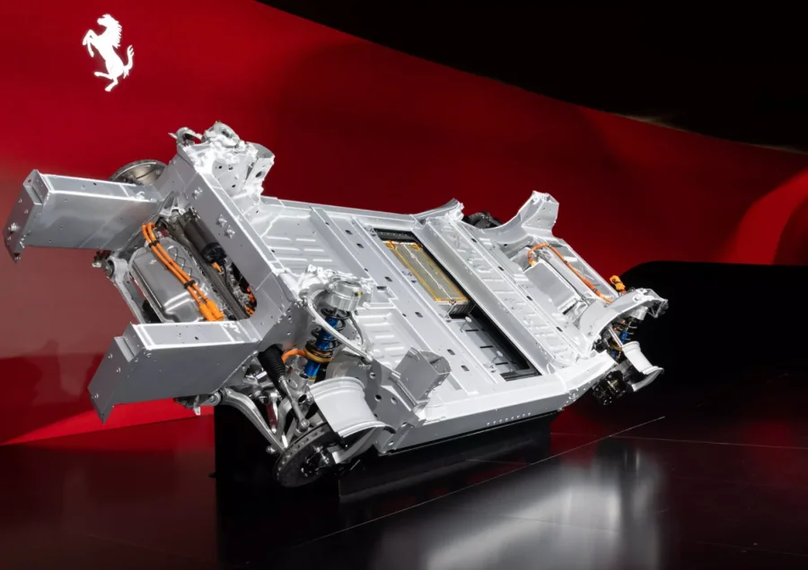 Ferrari électrique : le débat s'intensifie, action en hausse - Ferrari électrique