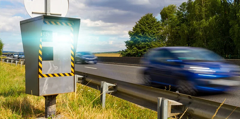Radars en France : vérification d'assurance pour excès de vitesse - radars automatiques