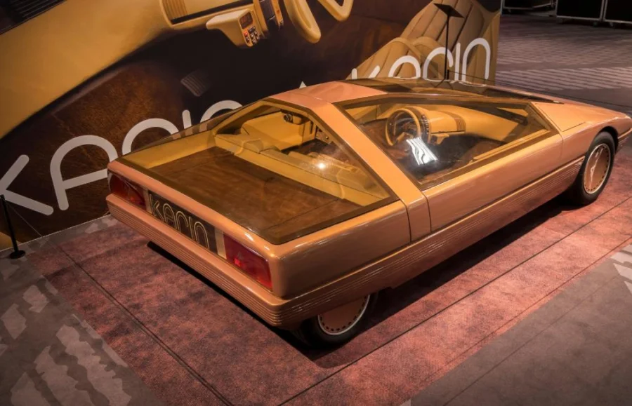 Découvrez le concept Citroën Karin : design unique à trois places - Citroën Karin