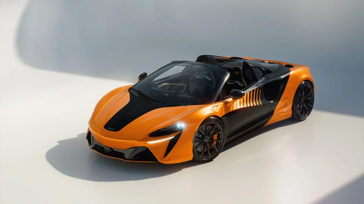 McLaren Artura Spider MCL39 : Édition Limitée pour 10 Victoires - McLaren