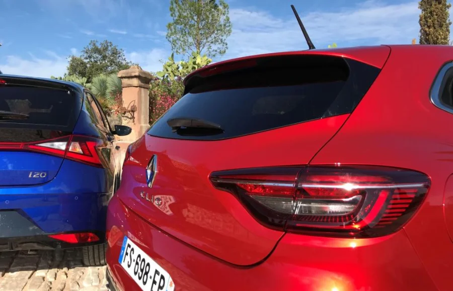 Renault Clio vs Hyundai i20 : la suprématie en question - Renault Clio