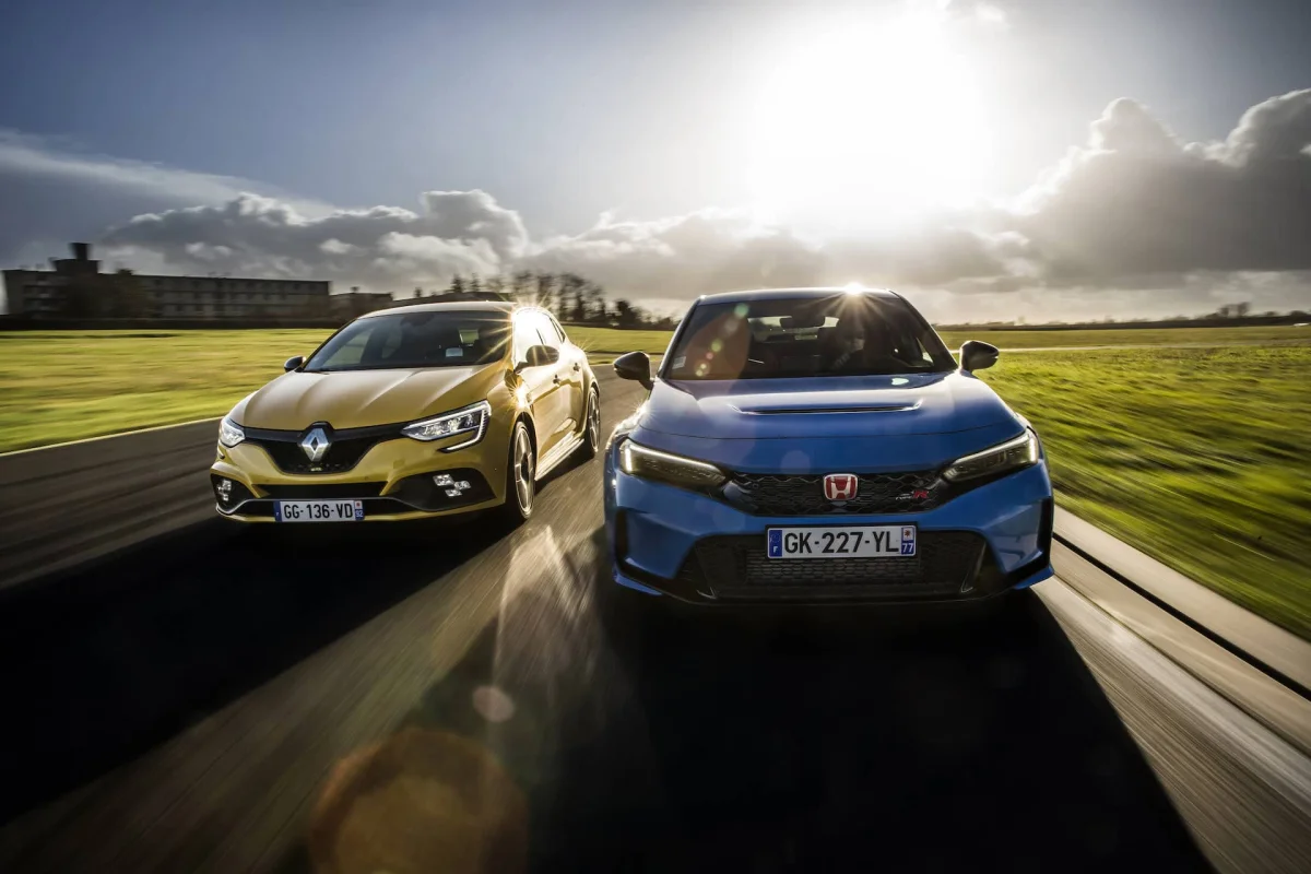 Duel sportif : Honda Civic Type R vs Renault Mégane RS Trophy - Honda Civic Type R