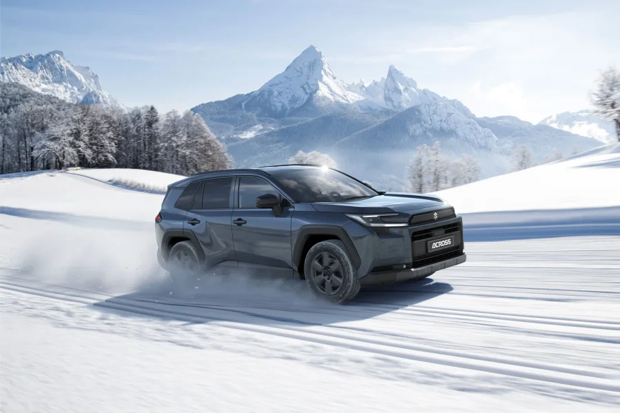Suzuki Across 2026 : Nouveau clone du Toyota RAV4 amélioré - Suzuki Across