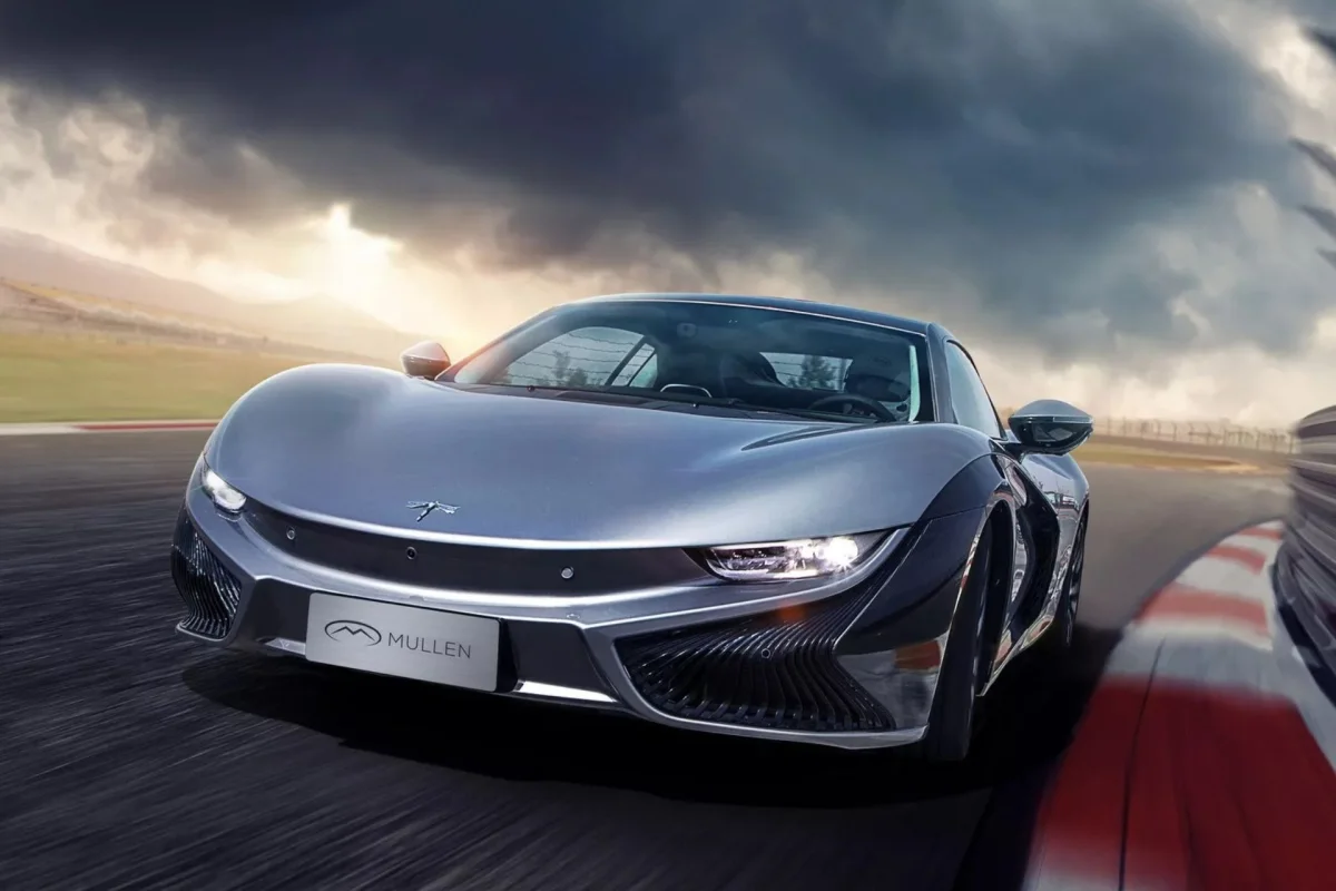 Tesla Roadster : Deux brevets relancent les spéculations - Tesla Roadster