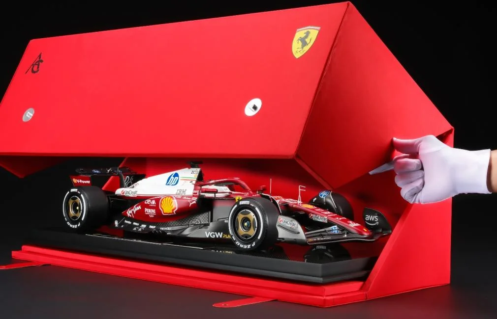 Découvrez la maquette F1 Ferrari en hommage à Niki Lauda - Amalgam Collection