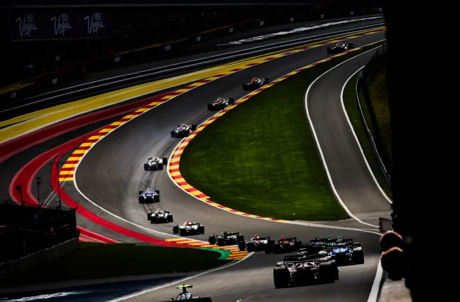 Calendrier F1 2026 : Dates et Horaires des 24 Grands Prix - F1 2026