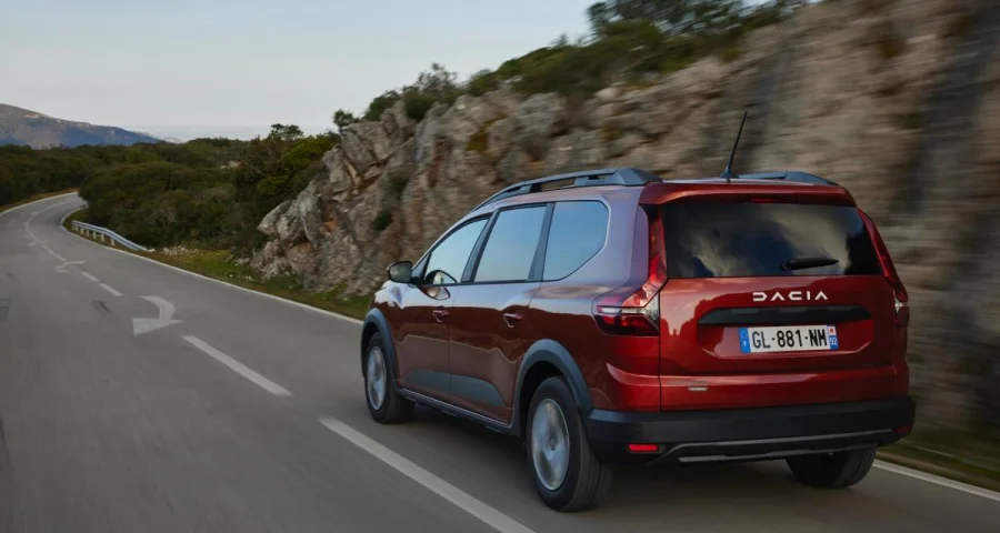 Dacia Jogger restylé : le moteur hybride 155 ch vaut-il le coup ? - Dacia Jogger