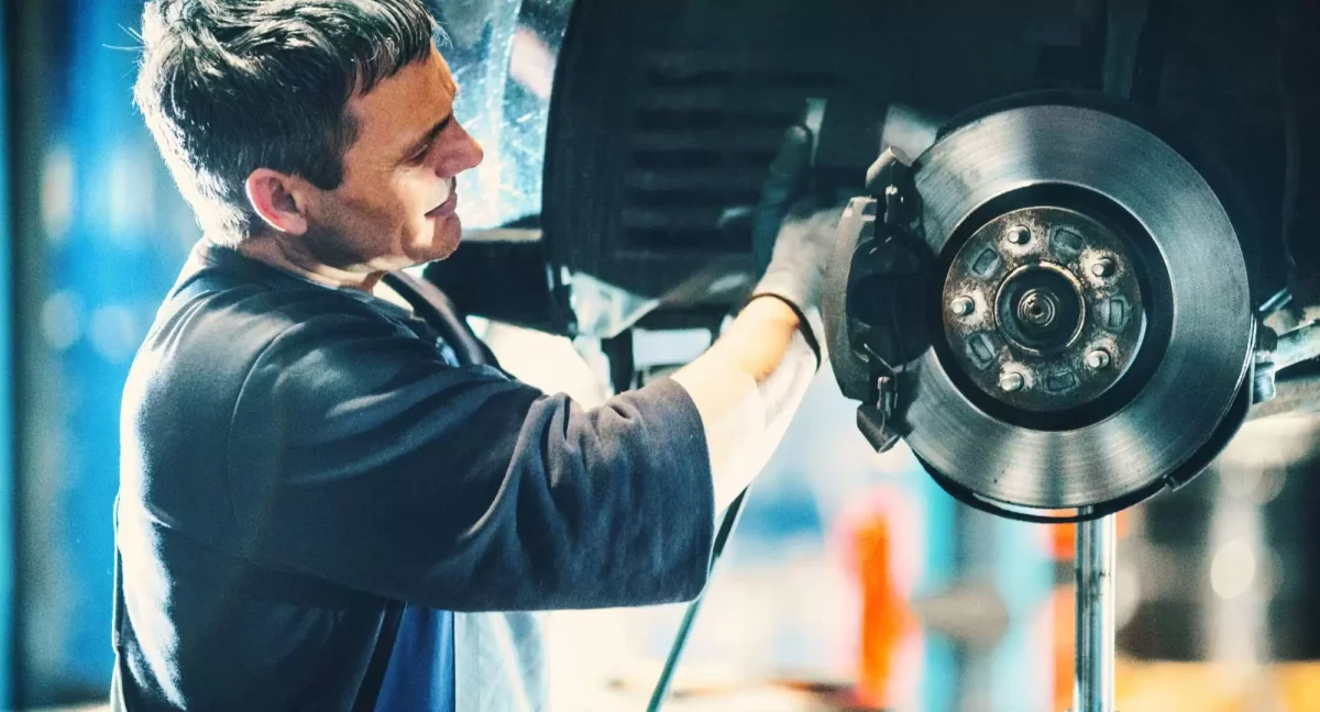 Causes et solutions aux freins qui grincent - freins qui grincent